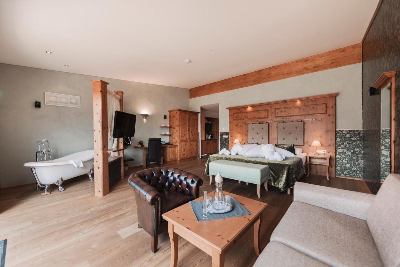 Wellness Aparthotel Panorama Alpin - Ferienwohnungen Jerzens Im Pitztal Ngoại thất bức ảnh