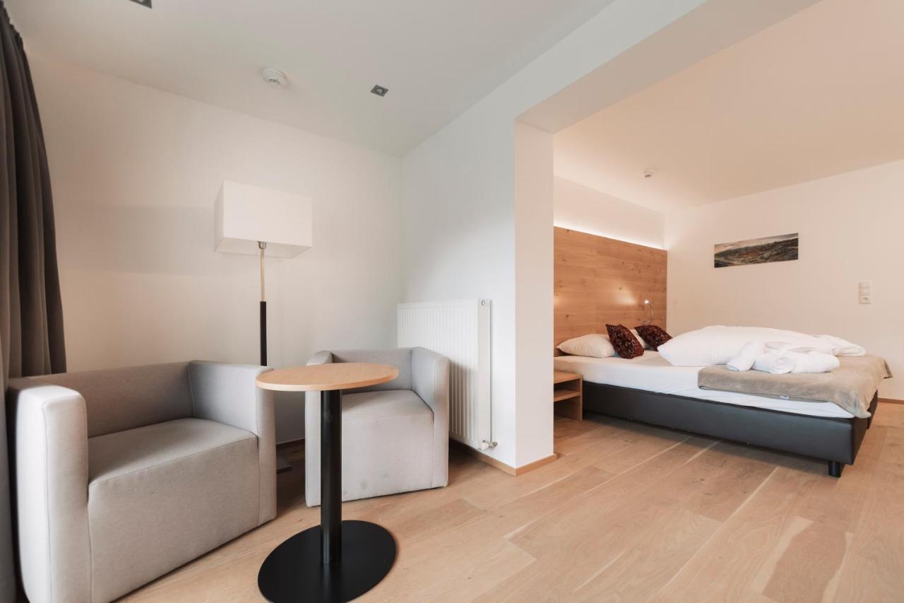 Wellness Aparthotel Panorama Alpin - Ferienwohnungen Jerzens Im Pitztal Ngoại thất bức ảnh
