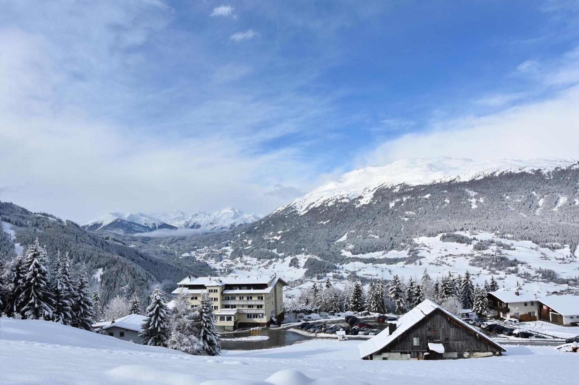 Wellness Aparthotel Panorama Alpin - Ferienwohnungen Jerzens Im Pitztal Ngoại thất bức ảnh